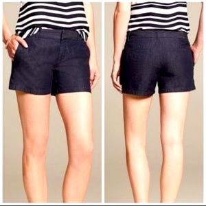 Banana Republic Hampton Chambray short 00P